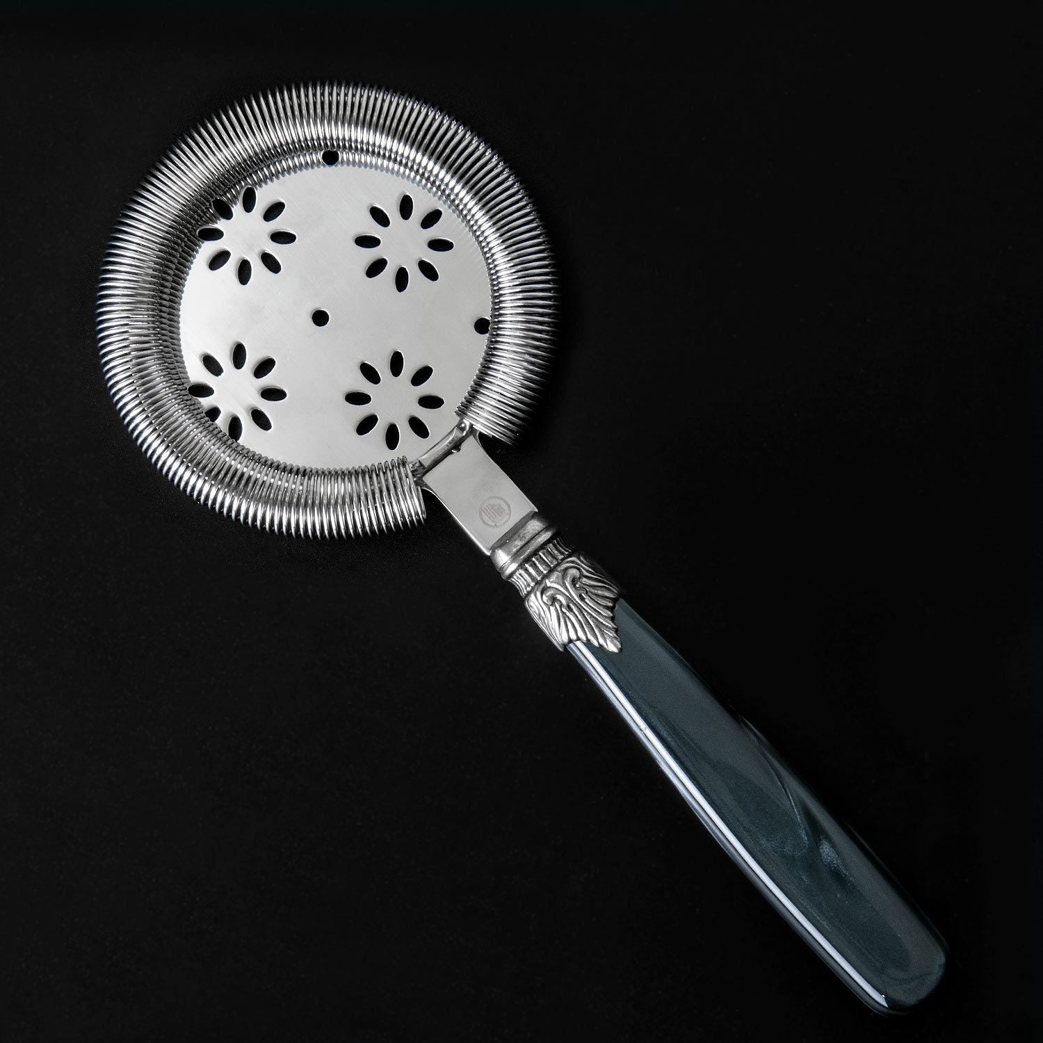 Colador de Cóctel Hawthorne de Acero Inoxidable Classico con Ajuste Interno - 22,5 cm